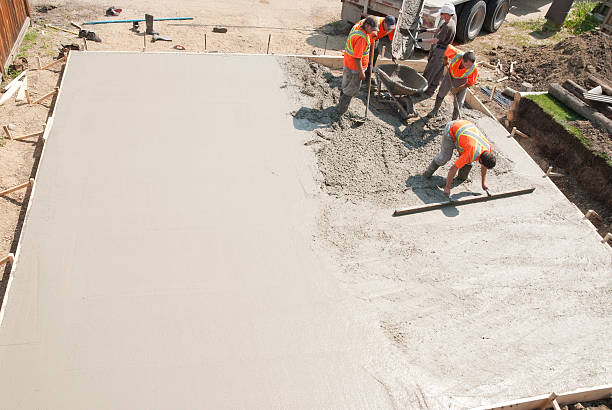 Best Concrete Pool Decks in Richland Hills, TX